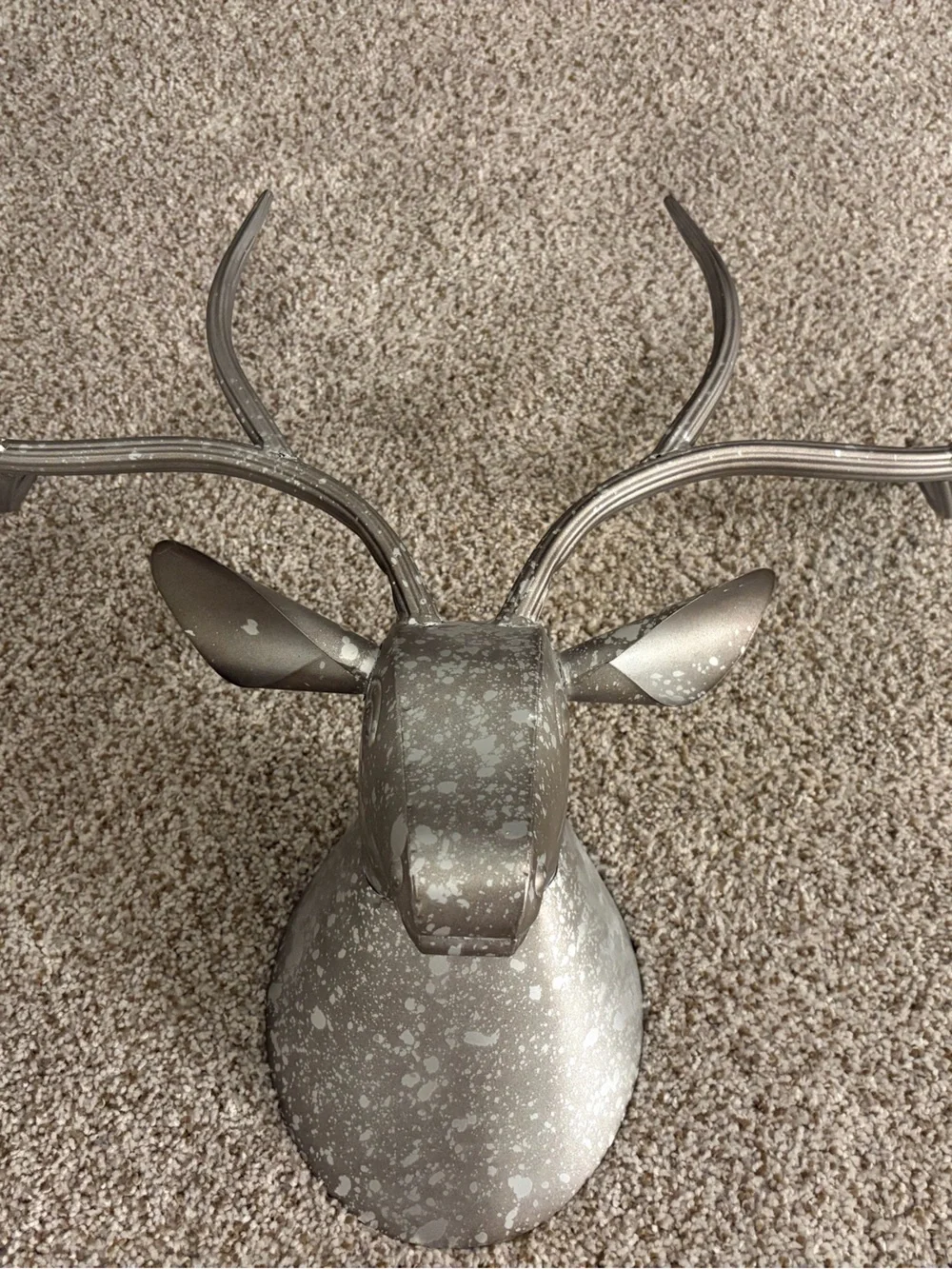 Metal Antelope Wall Decor in Silver-Gray